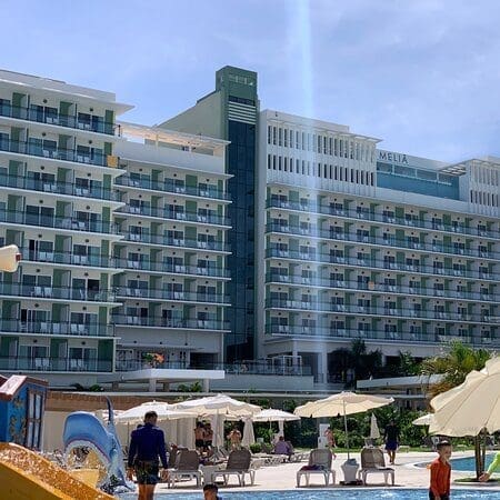 decouvrez-le-cabaret-continental-pres-du-melia-internacional-varadero