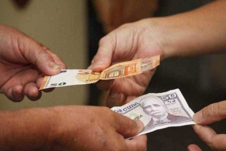 echanger des euros a cuba aeroport hotel ou banque scaled