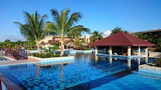 hotels-avec-bar-dans-la-piscine-a-varadero-cuba