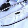 blouse et outils medicaux