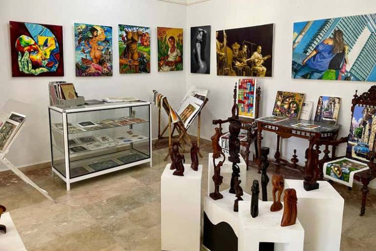 decouvrez-la-galerie-dart-espacio-34-a-varadero