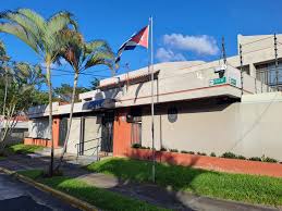 Bâtiment avec drapeau cubain