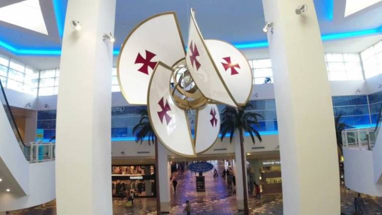 video 10 de faycal au centre commercial plaza americas